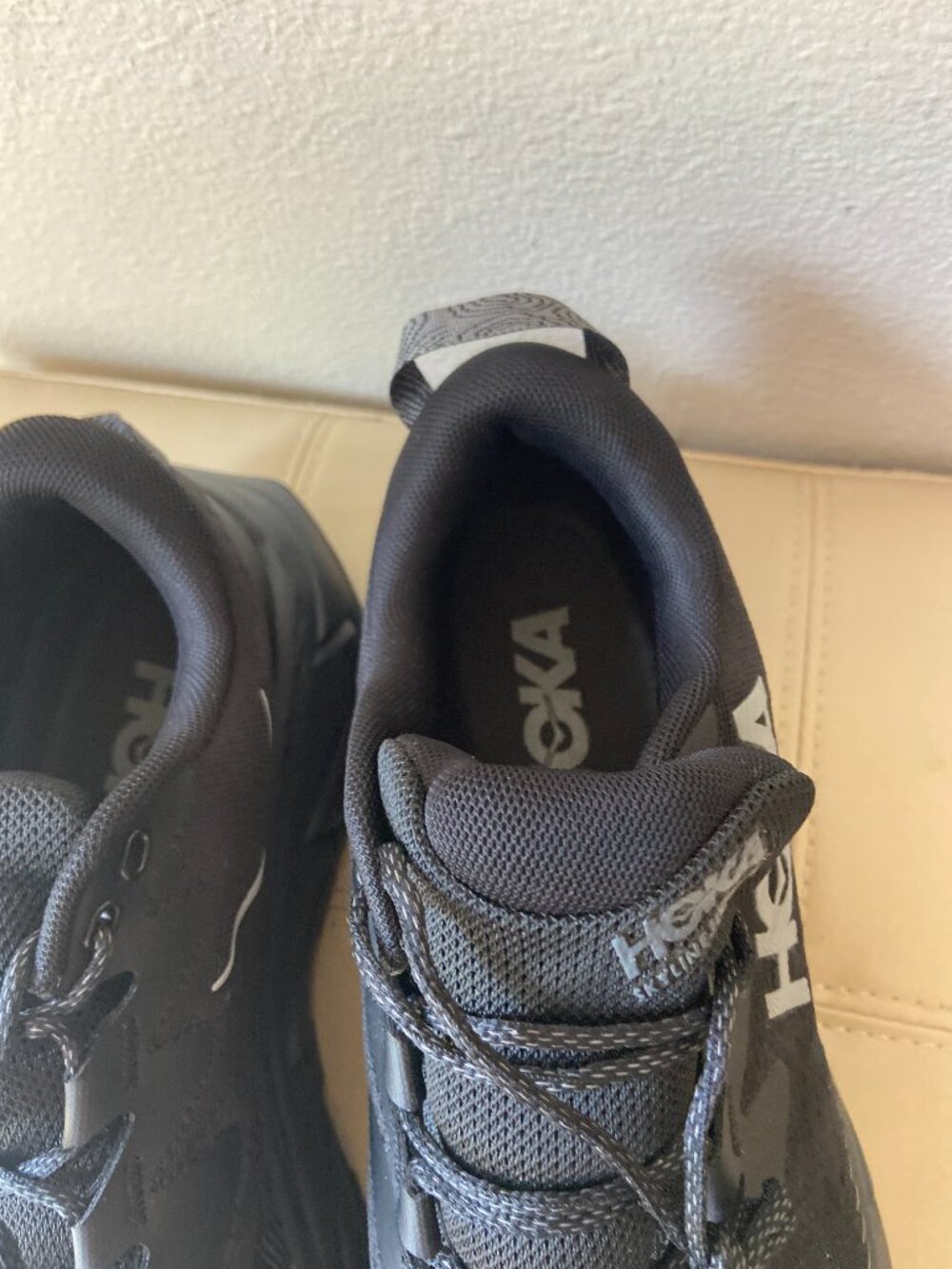 Hoka One One Skyline Float X Low Triple Black 1143430-BBLC Men's 11D - Picture 4 of 5